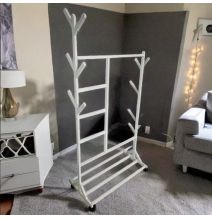 Perchero colgador multiusos con ruedas,  portatil, madera maciza color blanco